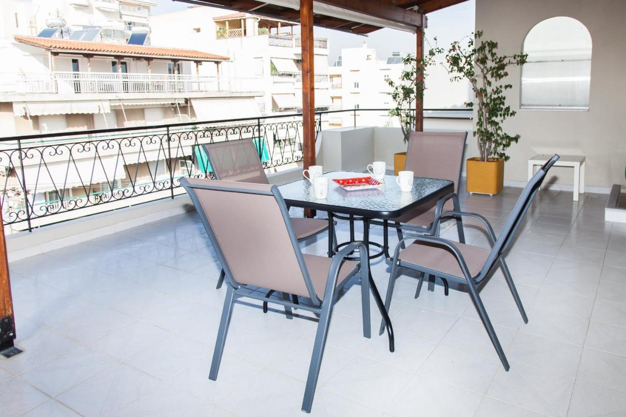 Apartmán Modern Apt In Heart Of Paleo Faliro! Atény Exteriér fotografie